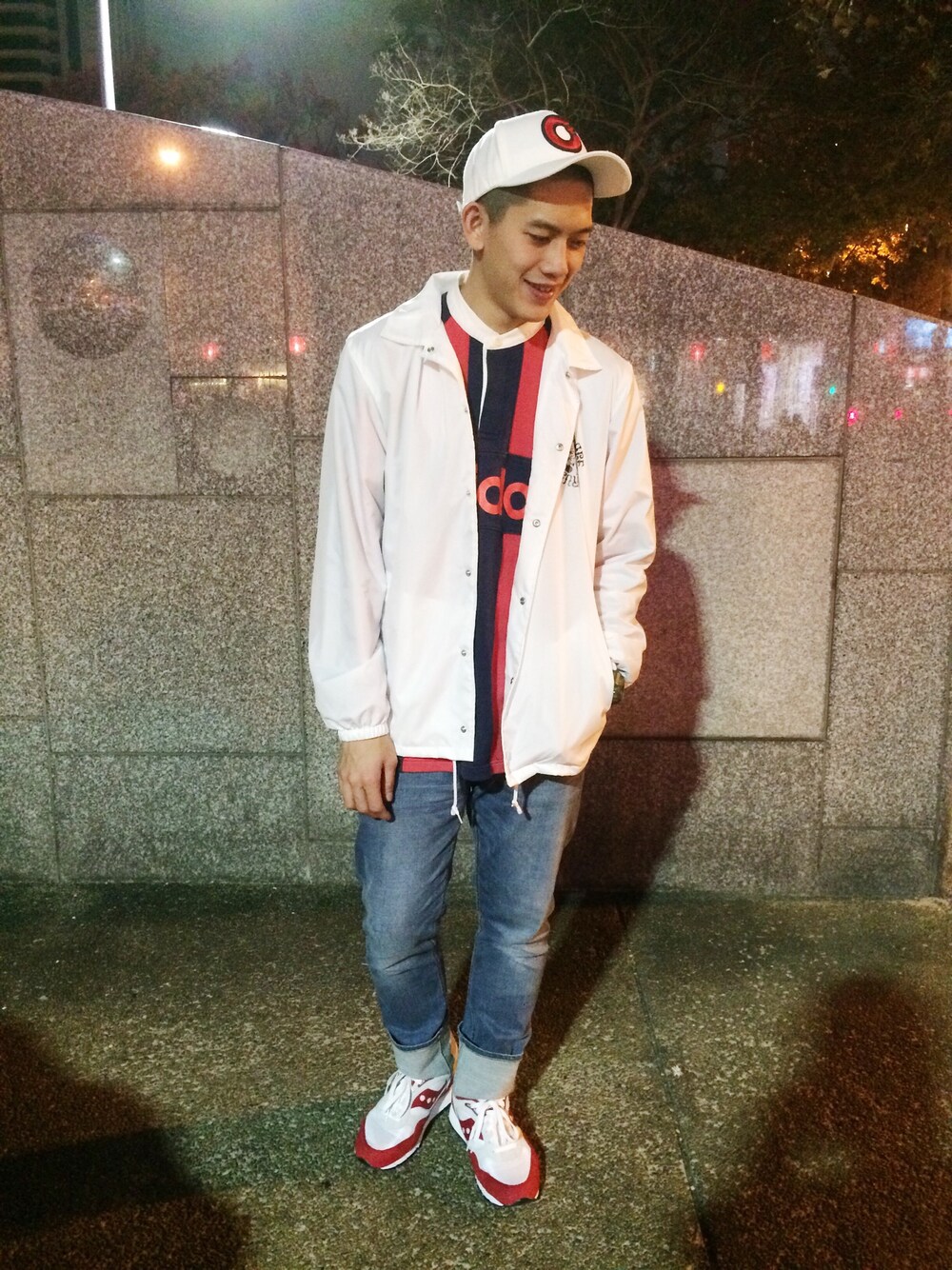 「celecon、surku、adidas、MUJI、saucony、G-SHOCK、undefeated、egg、WEARBOOKエントリー」｜「celeconのCelecon Hat（キャップ、ホワイト系）」を使った、連思博（EggEgg)さん（メンズ・176cm）の冬コーディネートの1枚目の写真