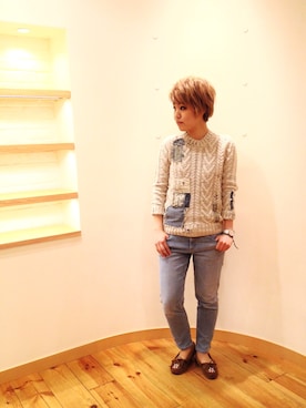 「アイテム（モカシン/デッキシューズ）」を使った、MINNETONKASTOREなんばパークス店さん（レディース・168cm）の春コーディネート