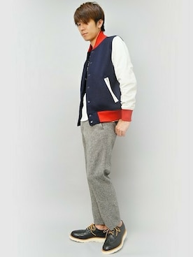 「SHIPS GENERAL SUPPLY（シップスジェネラルサプライ）のアイテム（その他シューズ）」を使った、高橋さん（メンズ・170cm）の秋コーディネート