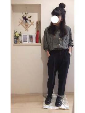 「古着のアイテム（シャツ/ブラウス、グリーン系）」を使った、konaさん（レディース・150cm）の秋コーディネート