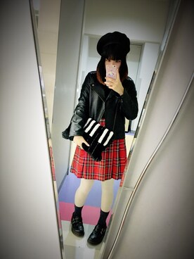 「amelier MAJESTIC LEGON（アメリエルマジェスティックレゴン）のアイテム（ライダースジャケット）」を使った、ナコ イナムラさん（レディース・154cm）の冬コーディネート