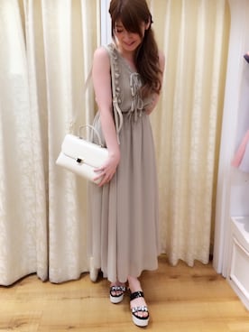 「Supreme.La.La.（シュープリームララ）のアイテム（サンダル）」を使った、Hikaru Mitomeさん（レディース・166cm）の夏コーディネート