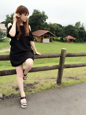 「Supreme.La.La.（シュープリームララ）のアイテム（アクセサリー）」を使った、Hikaru Mitomeさん（レディース・166cm）の夏コーディネート