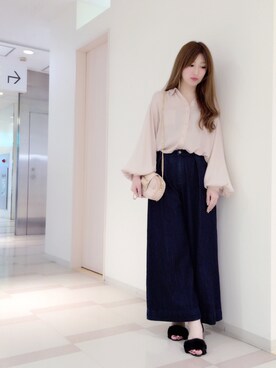 「Supreme.La.La.（シュープリームララ）のアイテム（パンツ）」を使った、Hikaru Mitomeさん（レディース・166cm）の秋コーディネート