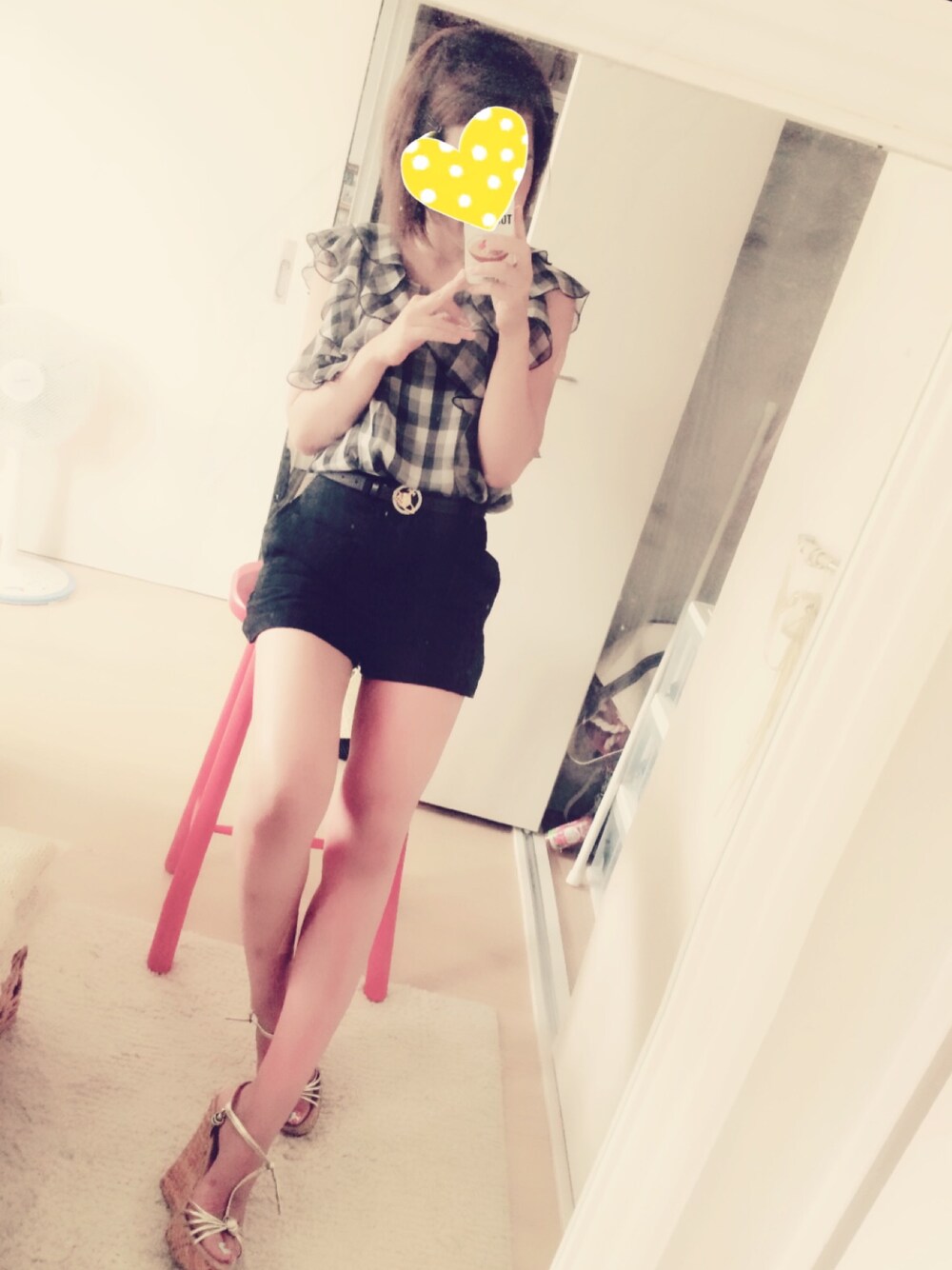 「お食事会、ショートパンツ、ウエッジソール」｜「DHOLICのアイテム（その他パンツ、ブラック系）」を使った、mukko.mikkoさん（レディース・158cm）の夏コーディネートの1枚目の写真
