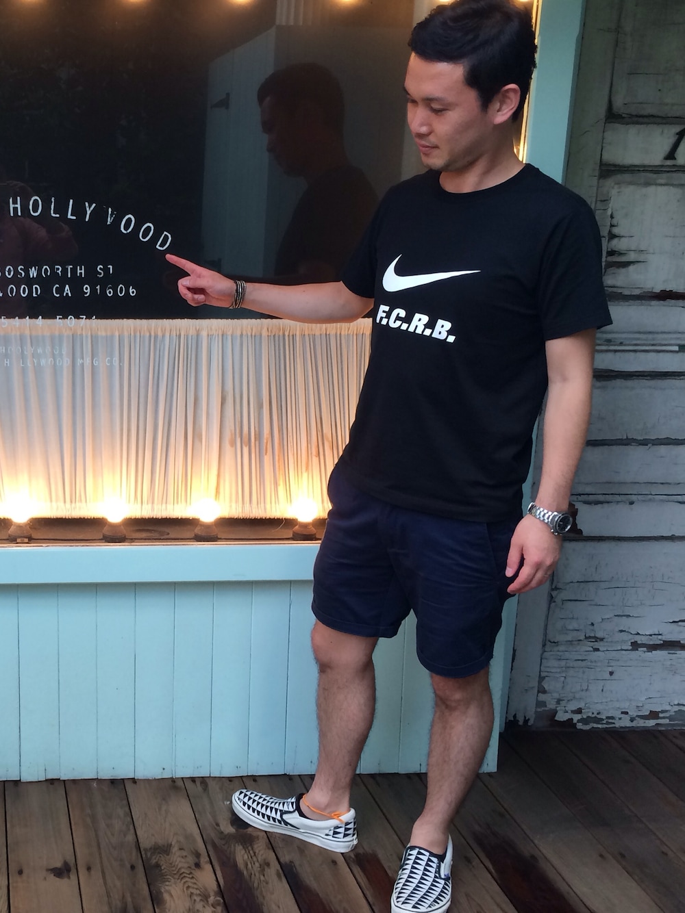 「ショーツ、モノトーン」｜「F.C.R.B.のアイテム（Tシャツ/カットソー、ブラック系）」を使った、echigo711さん（メンズ・170cm）の秋コーディネートの1枚目の写真