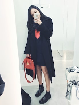 「Alexander McQueen（アレキサンダーマックイーン）のアイテム（ワンピース/ドレス）」を使った、Melody Juiさん（レディース・168cm）の冬コーディネート