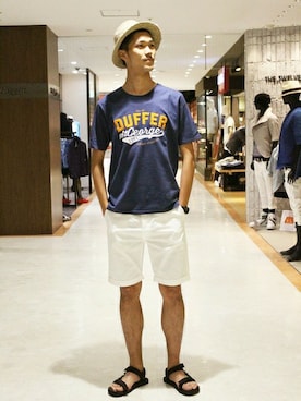 「アイテム（チノパンツ）」を使った、TAKEKAWAさん（メンズ・187cm）の夏コーディネート