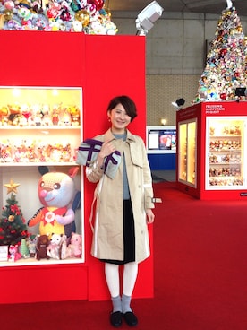 「白タイツ」｜「アイテム（トレンチコート）」を使った、haco-on-acoさん（レディース・164cm）の冬コーディネート