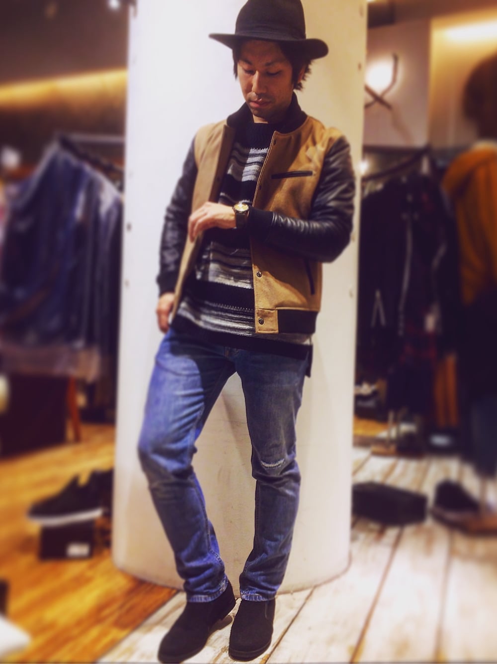 GGD（ジージーディー）の「GGD / 袖牛革ｳﾞｧｰｼﾃｨJK （スタジャン）」 - WEAR