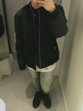 「白キャップ」｜「アイテム（ブルゾン）」を使った、JUNJUNさん（メンズ・163cm）の冬コーディネート