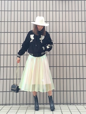 「リルリリー」｜「アイテム（帽子）」を使った、濱内奈々子 さん（レディース・164cm）の冬コーディネート