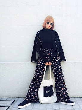 「UNIF」｜「アイテム（ニット/セーター）」を使った、濱内奈々子 さん（レディース・164cm）の春コーディネート
