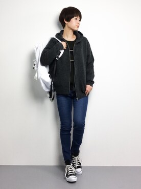 「JEANASIS（ジーナシス）のDENIMシルキースキニーパンツ/715842 （デニムパンツ）」を使った、yukiさん（レディース・152cm）の冬コーディネート