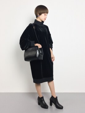 ヘキサゴンフォルムバッグを使った人気ファッションコーディネート Wear