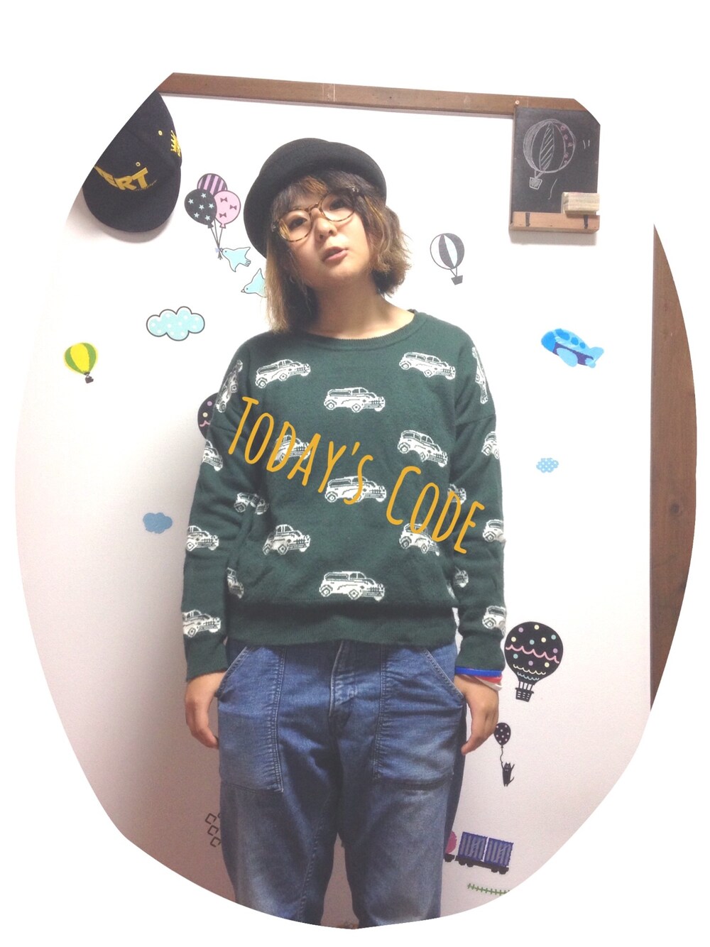 「ニット、車柄、ポーラー帽子、ポーラーハット、KANGOL」｜「RETRO GIRLのアイテム（ニット/セーター、グリーン系）」を使った、ほな(　˙-˙　)さん（レディース・158cm）の秋コーディネートの1枚目の写真
