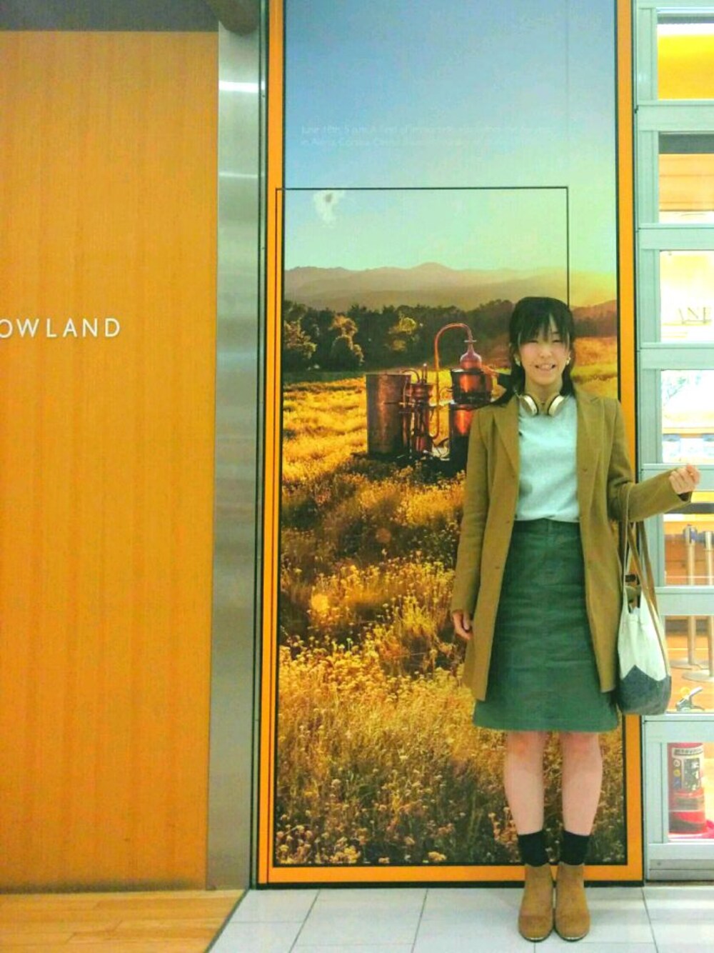 「GLOBAL WORKのアイテム（チェスターコート、ベージュ系）」を使った、hossy☆さん（レディース・161cm）の冬コーディネートの1枚目の写真