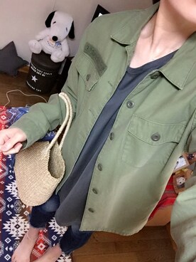 「Ungrid（アングリッド）のインディゴフレイドヘムストスリ（デニムパンツ）」を使った、ようこさん（レディース・174cm）の春コーディネート