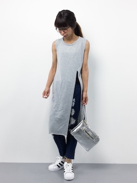 「& chouette（アンドシュエット）のアイテム（クラッチバッグ）」を使った、naoさん（レディース・163cm）の夏コーディネート