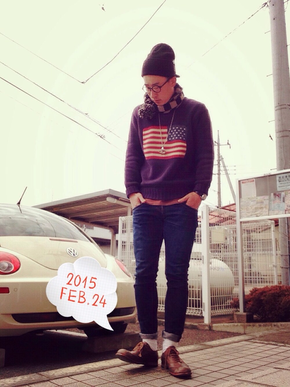 「星条旗、黒縁メガネ、BEAMS、Ralph Lauren、FREAK’Ｓ STORE、スキニーデニム、Vivienne Westwood、ニット&デニム、ニットキャップ、スキニーパンツ」｜「Carharttのアイテム（ニットキャップ/ビーニー、ブラック系）」を使った、ゆうすけさん（メンズ・176cm）の冬コーディネートの1枚目の写真