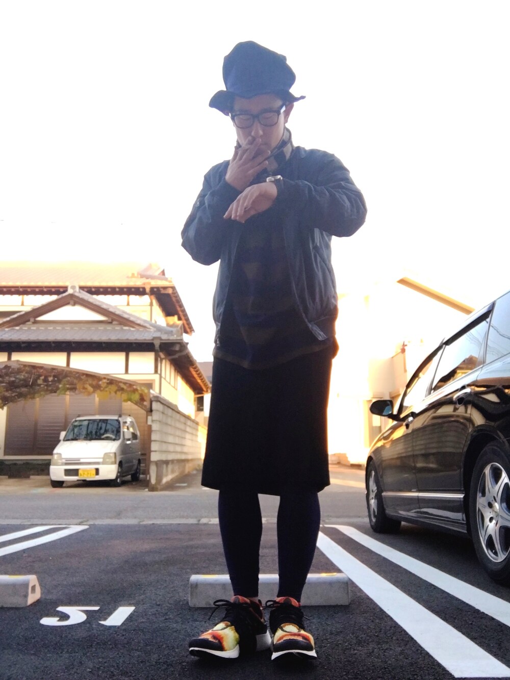 「エアプレスト、冬、ボーダー、ハット、NIKE、CA4LA、ペンシルスカート、MA-1、Vivienne Westwood、TROVE」｜「NIKEのNIKE ナイキ　NIKE AIR PRESTO GPX　ﾅｲｷ ｴｱ ﾌﾟﾚｽﾄ GPX　848188　700Vivid Sulfur/Black-Sail-Racer Blue（スニーカー、その他）」を使った、ゆうすけさん（メンズ・176cm）の冬コーディネートの1枚目の写真