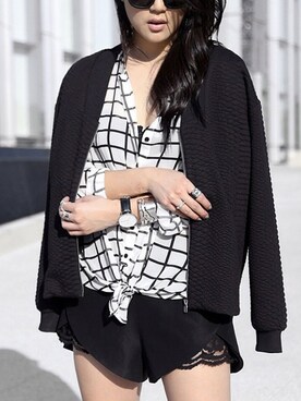 「アイテム（バングル/リストバンド）」を使った、ARTELIERbyCristinaRamellaさん（レディース・153cm）の冬コーディネート