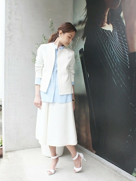 「アイテム（ノーカラージャケット、ホワイト系）」を使った、Yuriさん（レディース・156cm）の春コーディネート