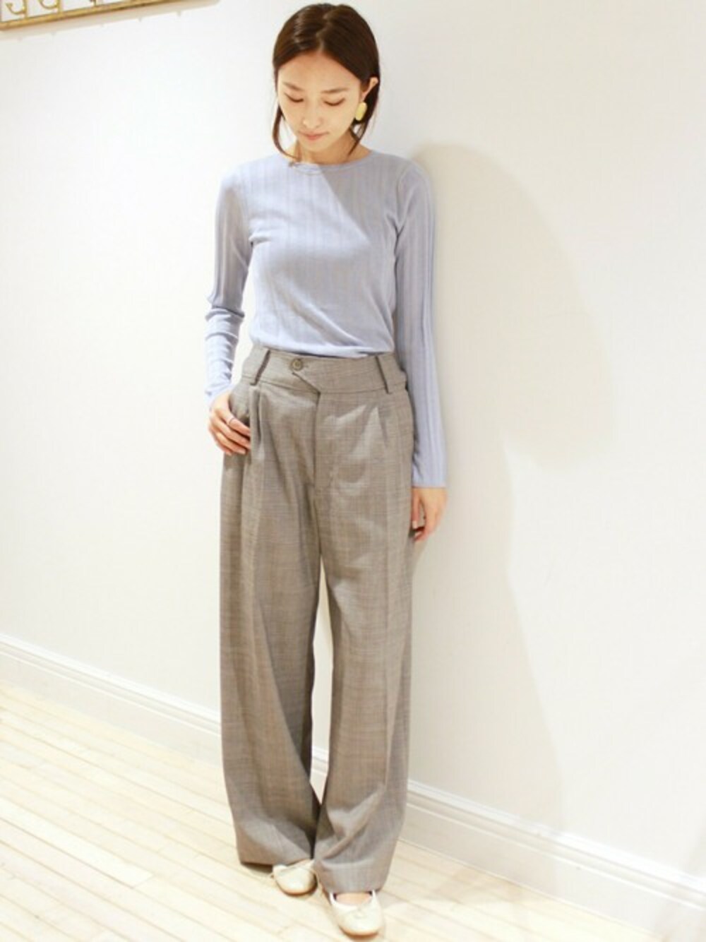 「edit for lulu、EDIT.FOR LULU、エディットフォールル(EDIT. FOR LULU)」｜「EDIT. FOR LULUのLORO PIANA 変則リブプルオーバー◆（ニット/セーター、ブルー系）」を使った、Yuriさん（レディース・156cm）の秋コーディネートの1枚目の写真