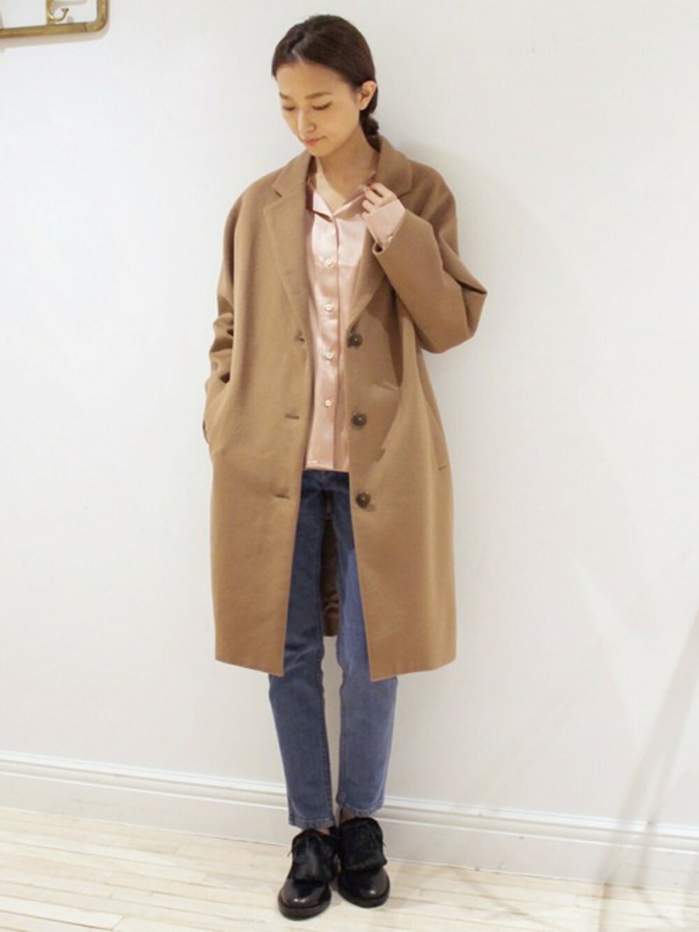 「edit for lulu、EDIT.FOR LULU、エディットフォールル(EDIT. FOR LULU)」｜「EDIT. FOR LULUのADAM コクーンチェスターフィールドコート◆（その他アウター、イエロー系）」を使った、Yuriさん（レディース・156cm）の秋コーディネートの1枚目の写真