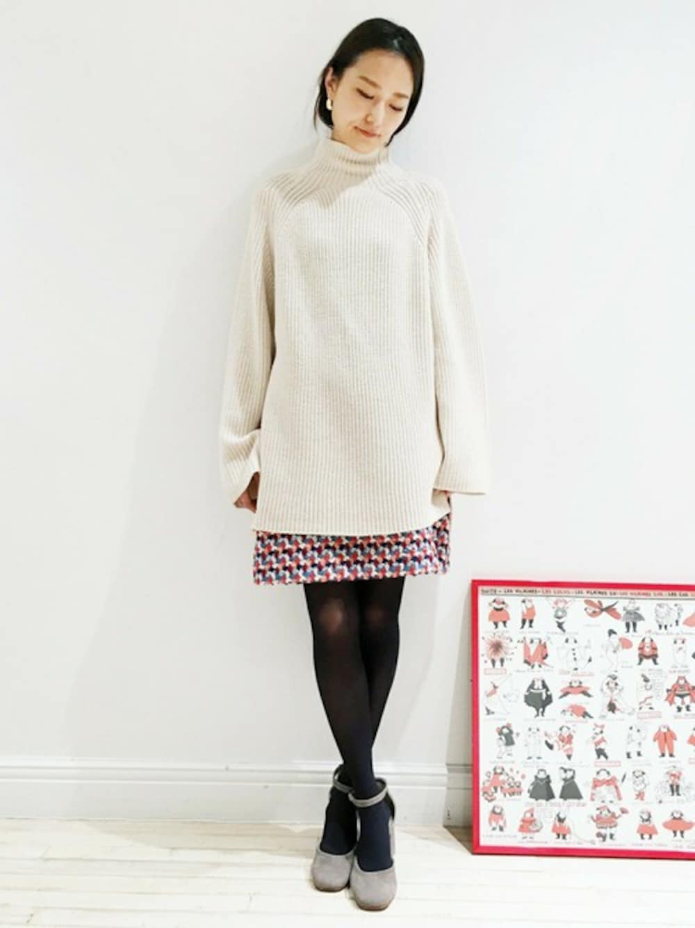 「edit for lulu、MSGM、EDIT.FOR LULU、エディットフォールル(EDIT. FOR LULU)」｜「DESIGNERS REMIXのDESIGNERS REMIX 袖フレアプルオーバー◆（ニット/セーター、ホワイト系）」を使った、Yuriさん（レディース・156cm）の冬コーディネートの1枚目の写真