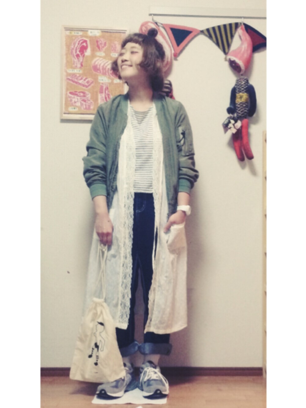 「MA-1、PAR ICI、I am I、Kastane、レイヤードスタイル、パンツスタイル、スニーカーコーデ、秋色、パンツ、WEARBOOKエントリー」｜「rukkilillのCu/Li/Si ネップオーバーダイ　MA-1（ブルゾン、グリーン系）」を使った、Mayaさん（レディース・152cm）の秋コーディネートの1枚目の写真