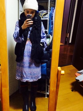 「アイテム（レインシューズ、ブルー系）」を使った、satoさん（レディース・156cm）の春コーディネート