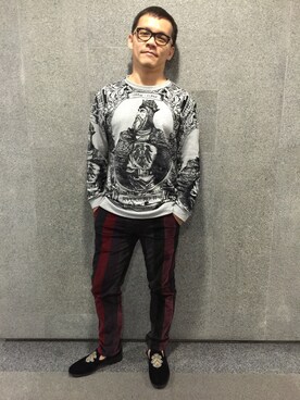 「DOLCE&GABBANA（ドルチェアンドガッバーナ）のアイテム（スウェット）」を使った、Aldred YLさん（メンズ・165cm）の秋コーディネート