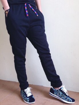 「theurbanloftのアイテム（スラックス、ブラック系）」を使った、TheUrbanLoftさん（メンズ・168cm）の冬コーディネート