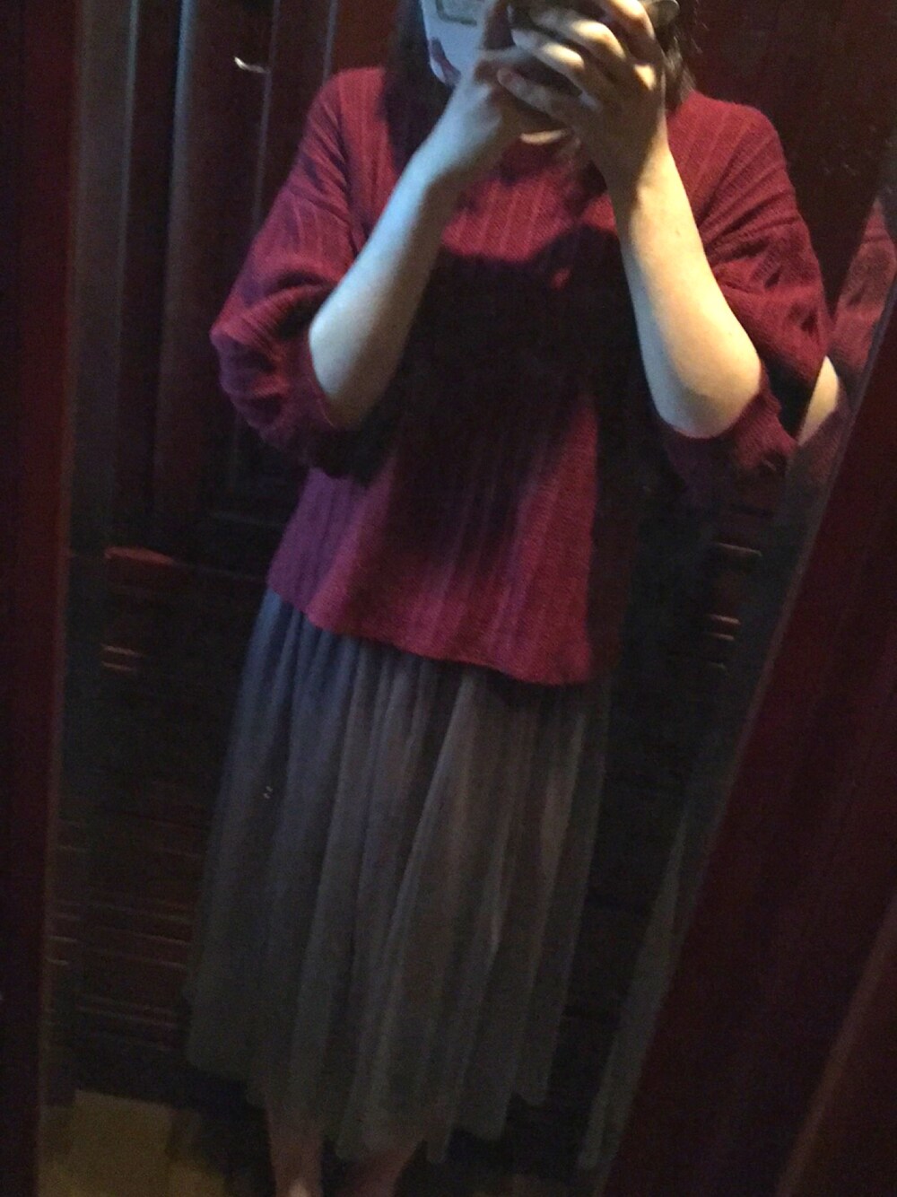 「ラフ、ボルドー、秋っぽい」｜「GUのアイテム（ニット/セーター、レッド系）」を使った、かりんさん（レディース・165cm）の秋コーディネートの1枚目の写真