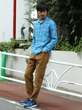 「shirts．（シャツ）のアイテム」を使った、Sasaさん（メンズ・175cm）の秋コーディネート