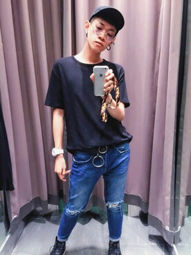 「TOMMY（トミー）のアイテム（帽子）」を使った、Wei偉さん（メンズ・177cm）の秋コーディネート