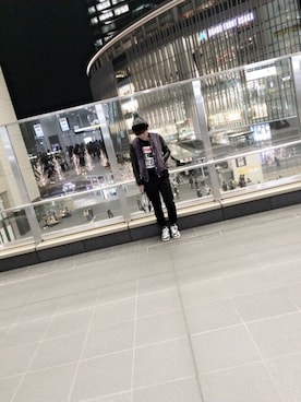 「大阪」｜「アイテム（ライダースジャケット）」を使った、シンさん（メンズ・172cm）の冬コーディネート