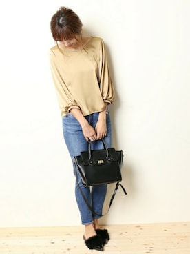 「LIMITLESS LUXURY（リミットレスラグジュアリー）のアイテム」を使った、オッキーさん（レディース・168cm）の秋コーディネート