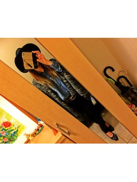 「MASSIVEのアイテム」を使った、Mayukaさん（レディース・164cm）の秋コーディネート