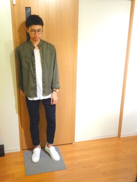 「NANO universe（ナノユニバース）のVINTAGEジョグデニム（デニムパンツ）」を使った、お気のdogさん（メンズ・176cm）の秋コーディネート