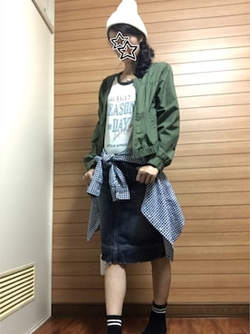 「B.L.U.E（ビーエルユーイー）のアイテム（スカート）」を使った、nacchanさん（レディース・158cm）の秋コーディネート
