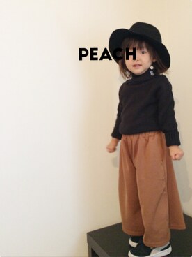 「西松屋（ニシマツヤ）のアイテム（ニット/セーター、ブラック系）」を使った、peachさん（キッズ）の秋コーディネート