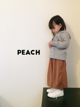 「Right-on（ライトオン）のアイテム（パーカー、グレー系）」を使った、peachさん（キッズ）の秋コーディネート