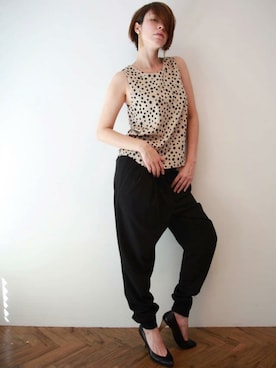 「Vinyl（ヴァイナル）のアイテム」を使った、伊藤クリスさん（レディース・163cm）の冬コーディネート