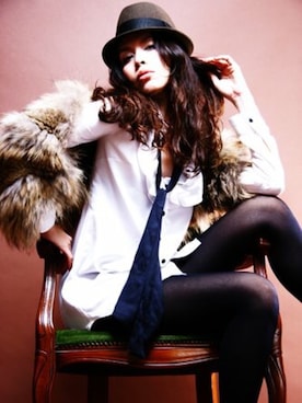 「iriiri（イリイリ）のアイテム」を使った、伊藤クリスさん（レディース・163cm）の冬コーディネート