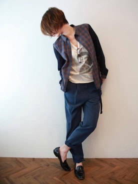 「Vinyl（ヴァイナル）のアイテム」を使った、伊藤クリスさん（レディース・163cm）の冬コーディネート