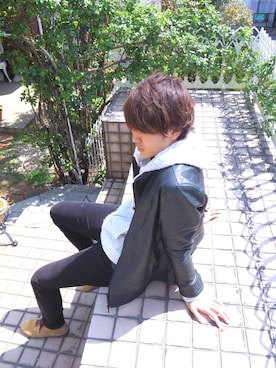 「A.S.M（エーエスエム）のアイテム（ライダースジャケット）」を使った、田邊 雄大さん（メンズ・179cm）の春コーディネート