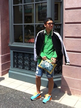 「USJ」｜「アイテム（スタジャン）」を使った、lee yongsoo さん（メンズ・176cm）の秋コーディネート