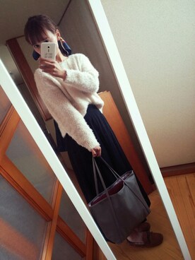 「GU（ジーユー）のアイテム（トップス、ホワイト系）」を使った、あゆみさん（レディース・158cm）の秋コーディネート